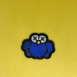 KAWS embroidery iron on patch Hype beast SNEAKERHEAD Uniqlo